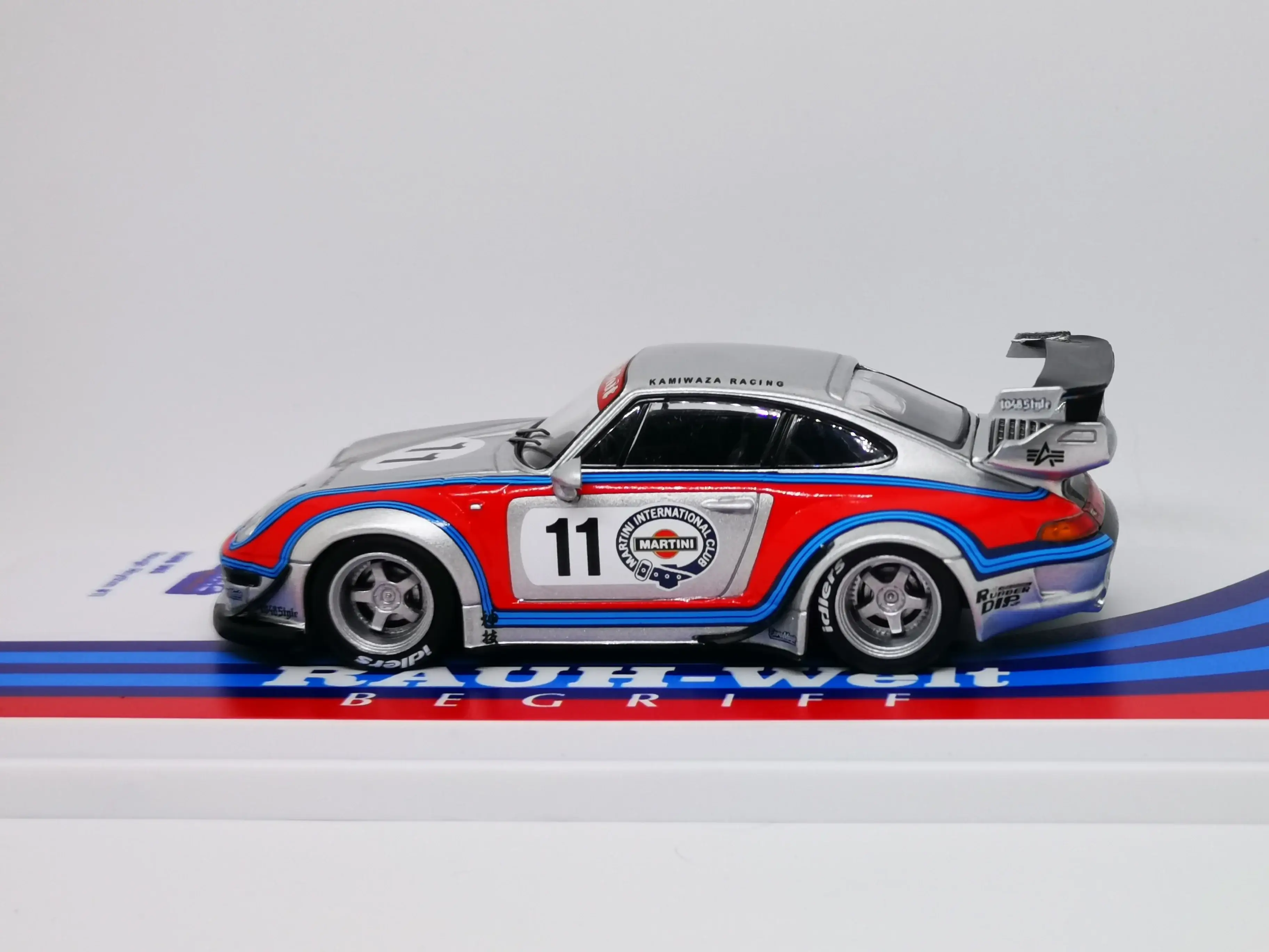 Tarmac Works 1:43 Scale Porsche 993 RWB Martini Rough Rhythm #11 - Image 5