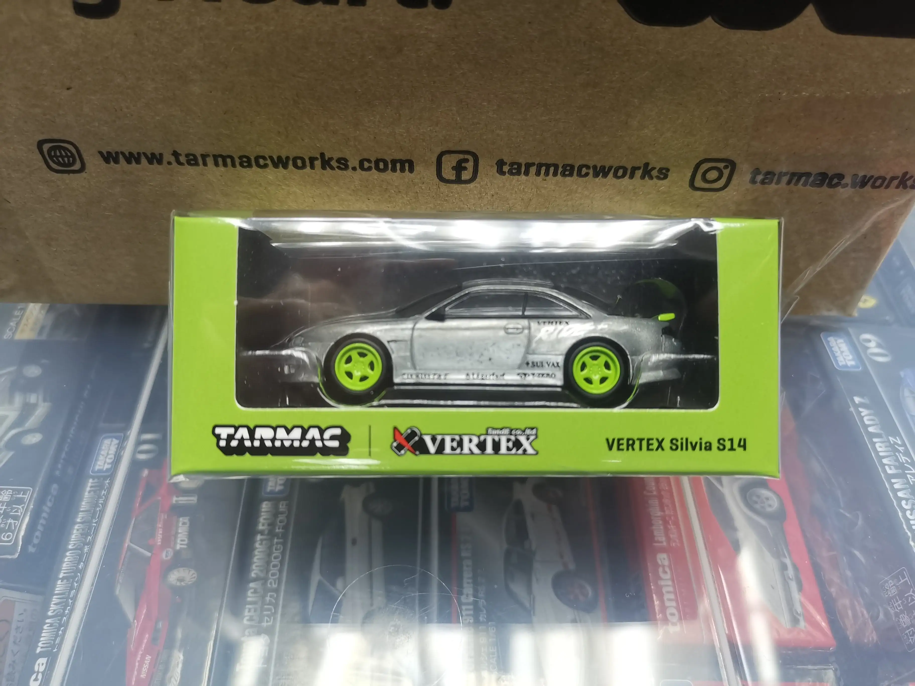 Tarmac Works x VERTEX Nissan Silvia S14 Light Green - Image 3