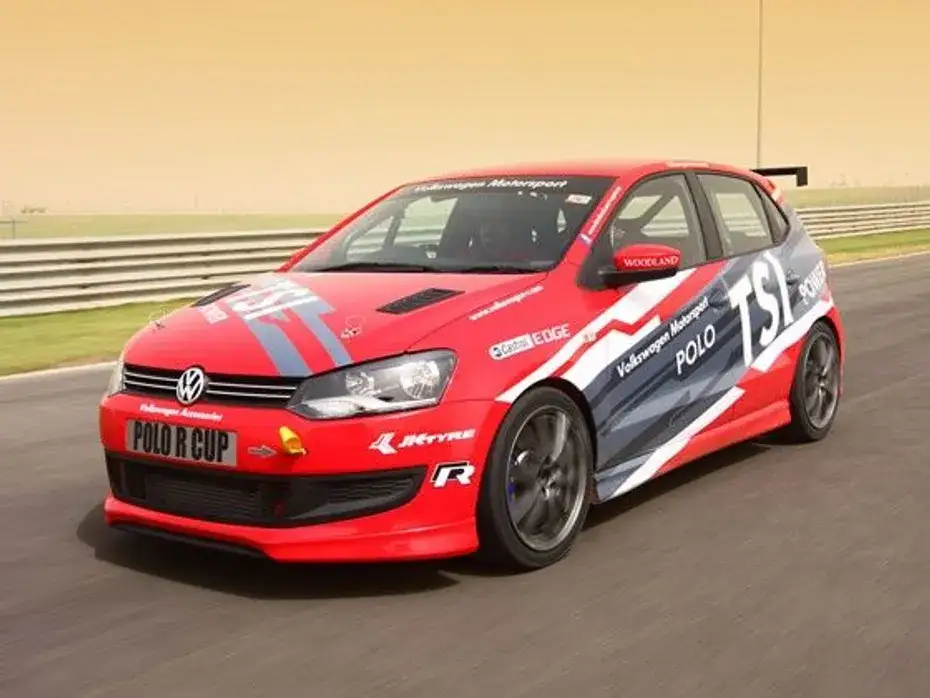TOMICA #109 Volkswagen Polo 2012 (Custom made Volkswagen Polo R Cup ver.) - Image 2