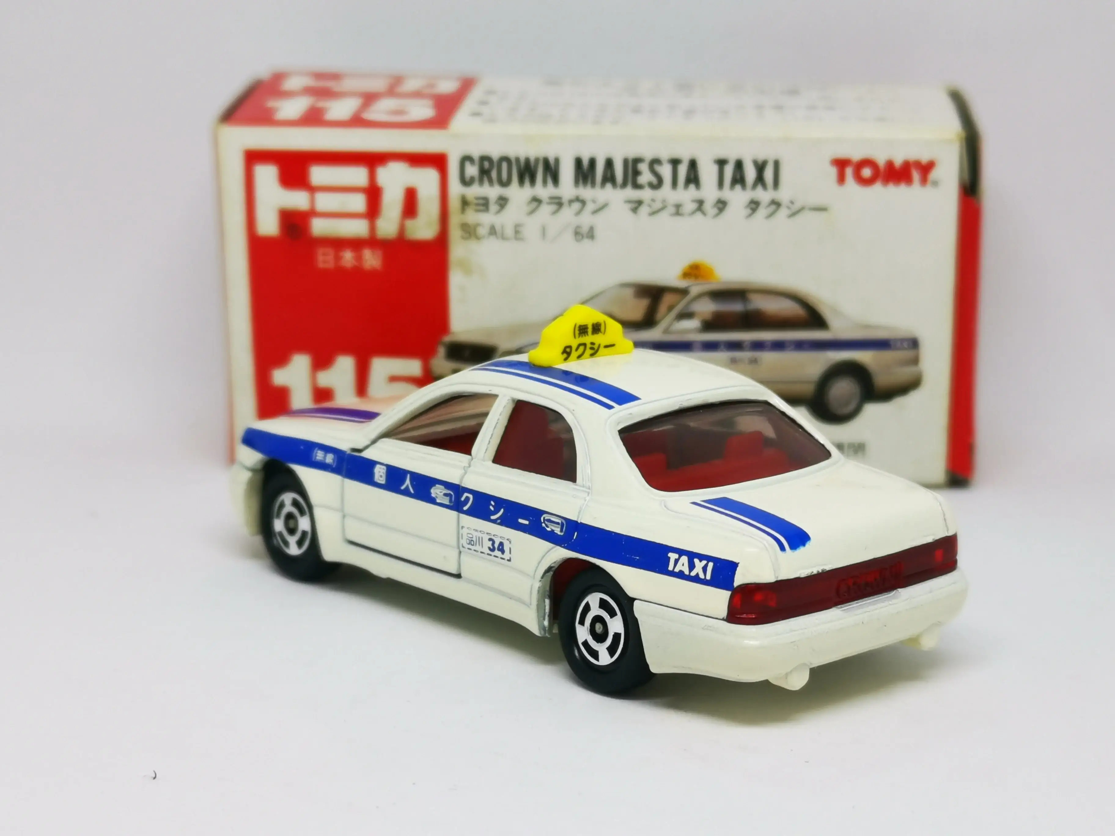 Tomica #115 Toyota Crown Majesta Japan Taxi Made in Japan - Image 2