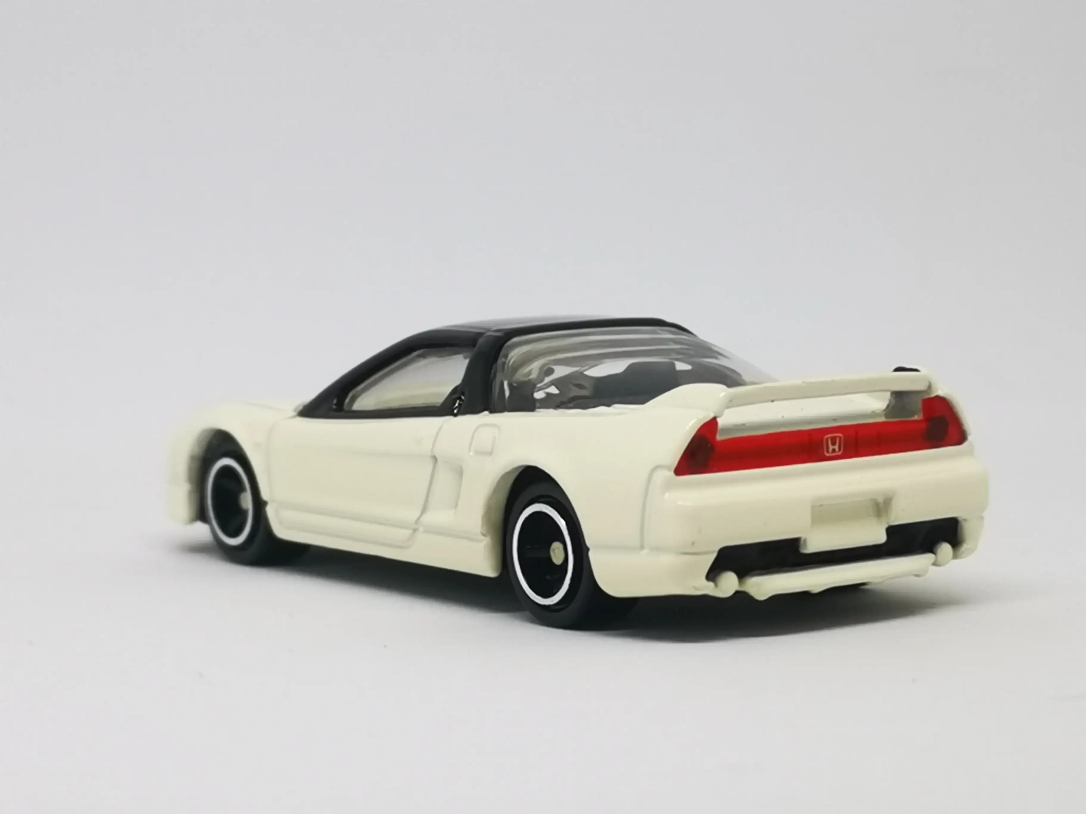 Tomica 50th Anniversary Honda NSX-R Japan Book Store Exclsive - Image 4