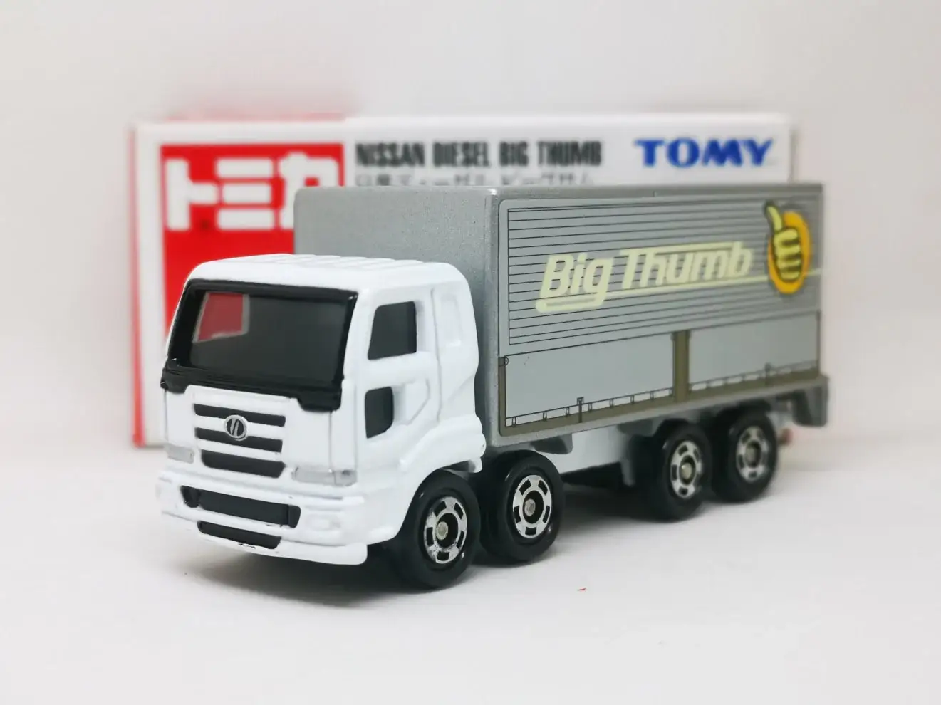 Tomica #65 Nissan Diesel Big Thumb