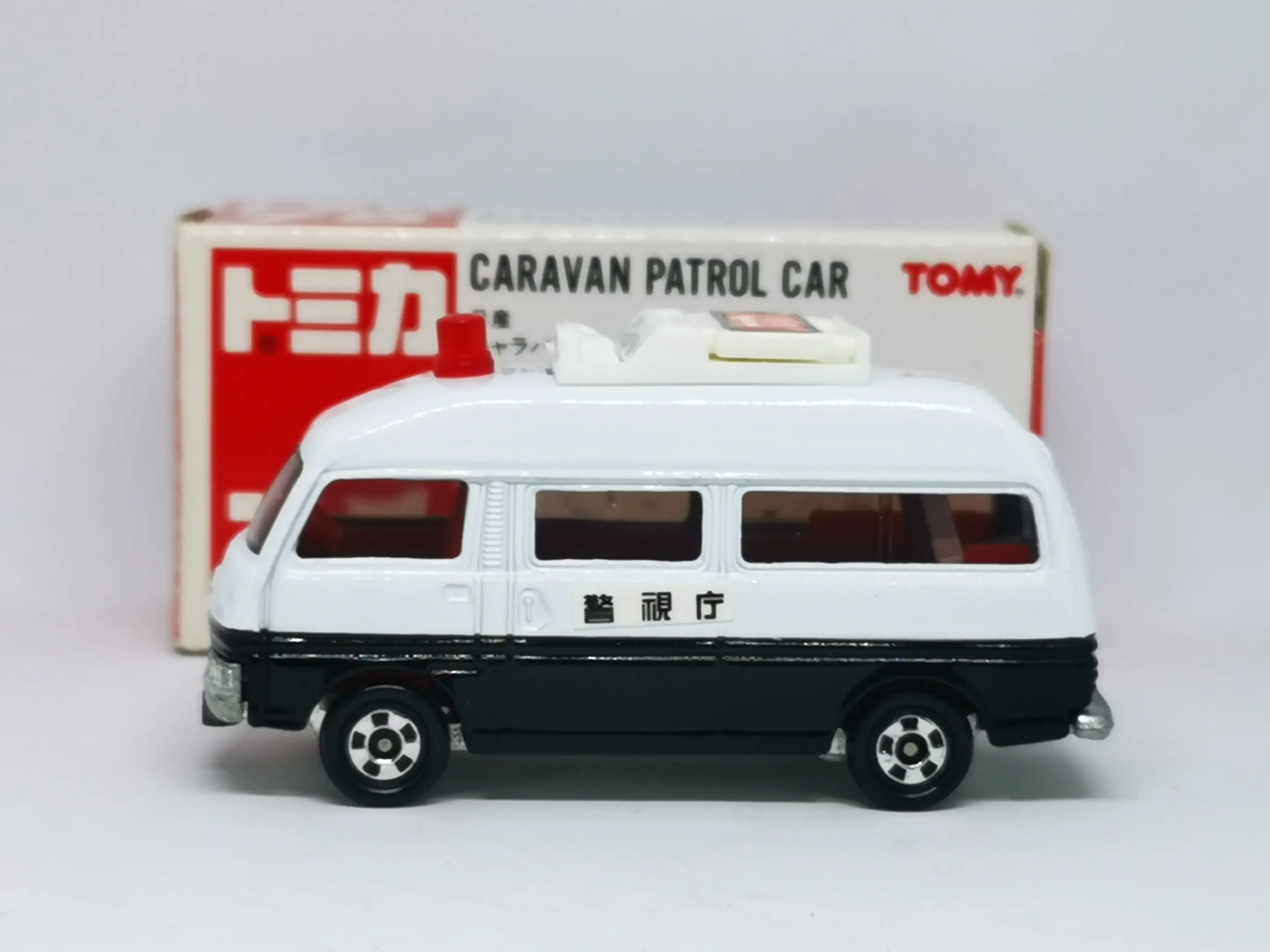 Tomica #75 Nissan Caravan Japan Patrol Car - Image 2
