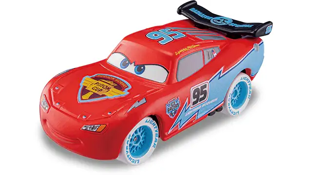 Tomica Disney Cars C-24 Lightning McQueen (Ice Racing Type)