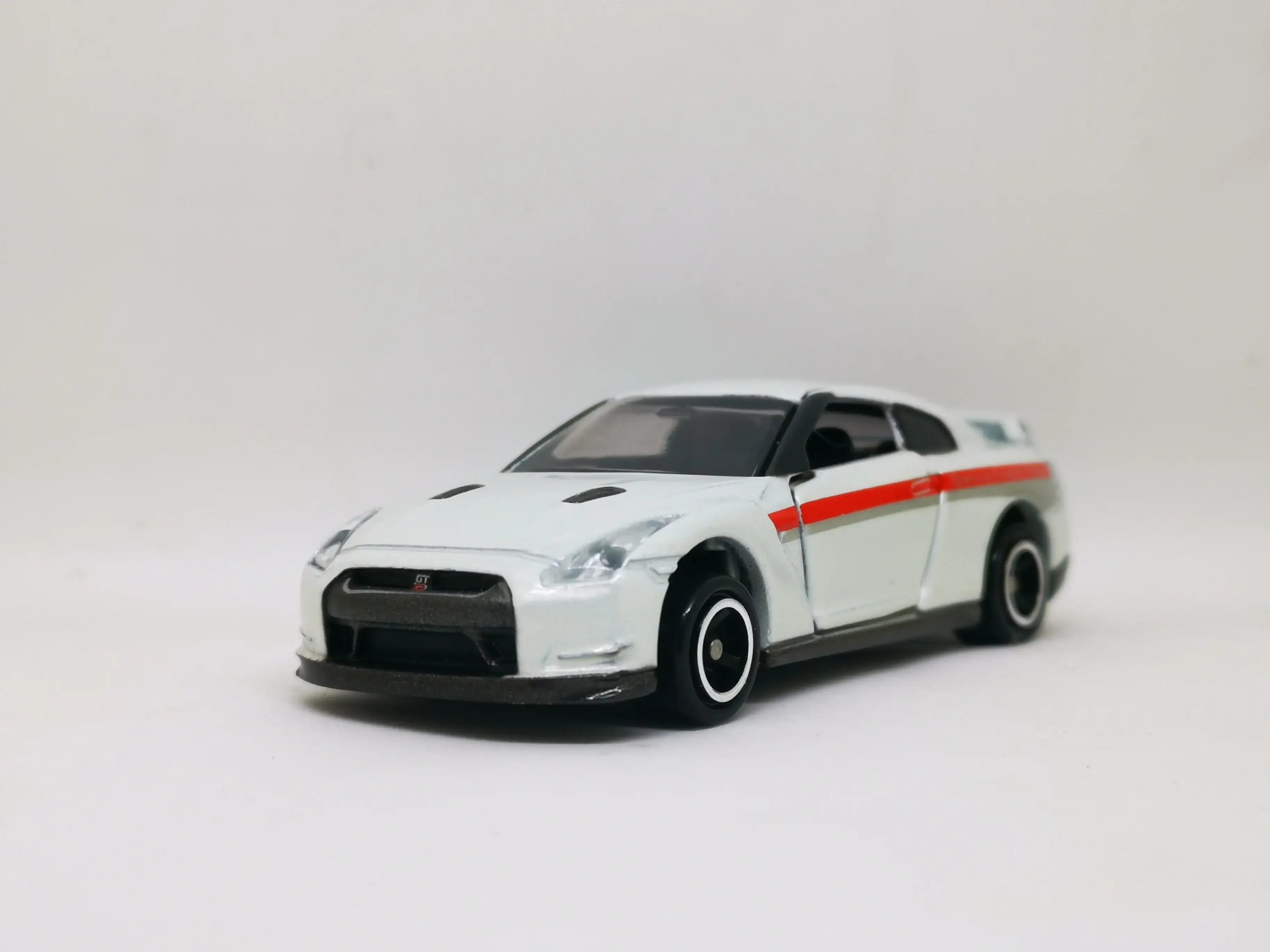 Tomica Event Model Car #9 Nissan GT-R - Image 5