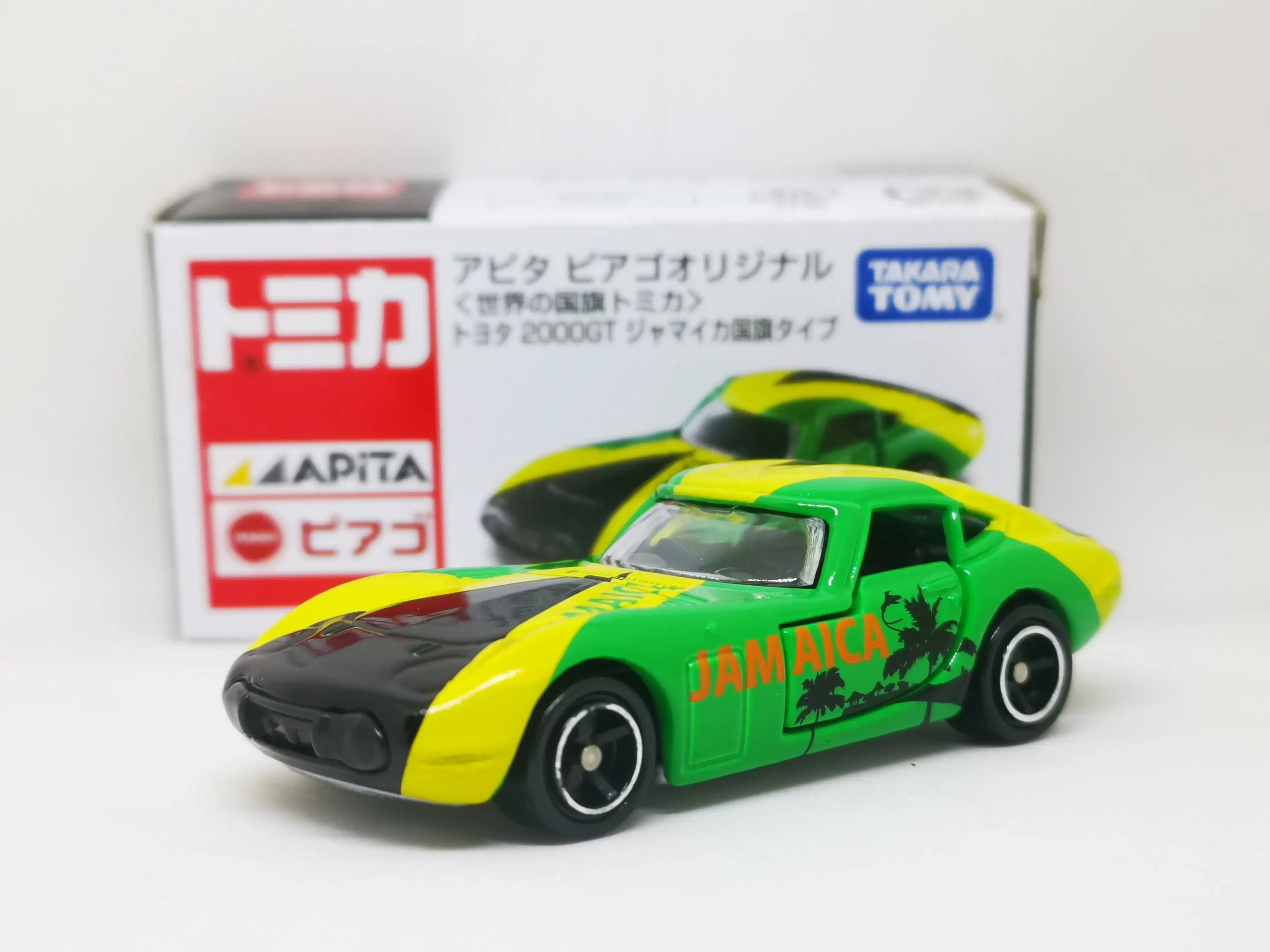 Tomica Japan Apita Mall Exclusive Toyota 2000GT World National flag Series Jamaica