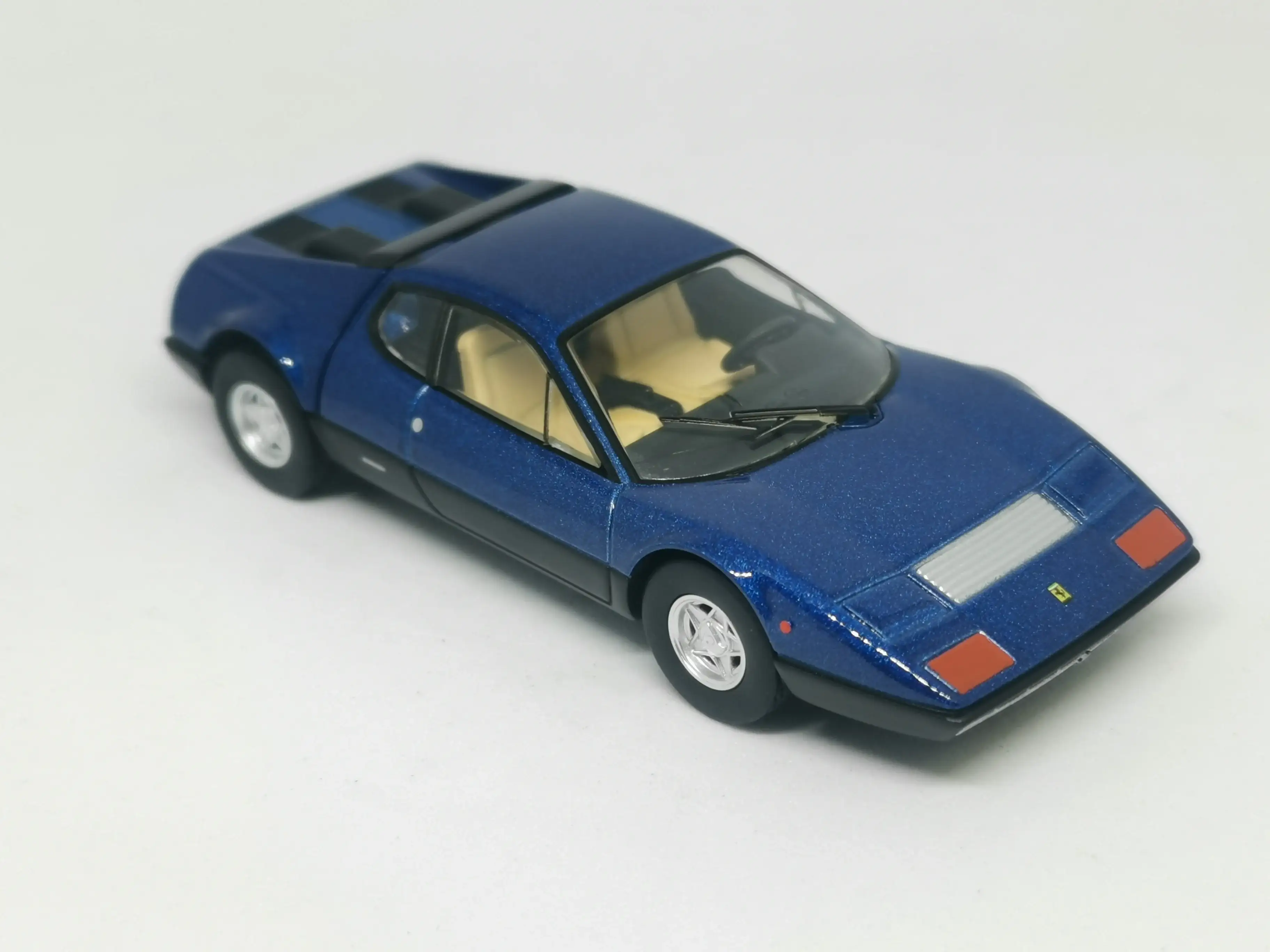 Tomica Limited Vintage Ferrari 365 GT4 BB (Blue) - Image 2