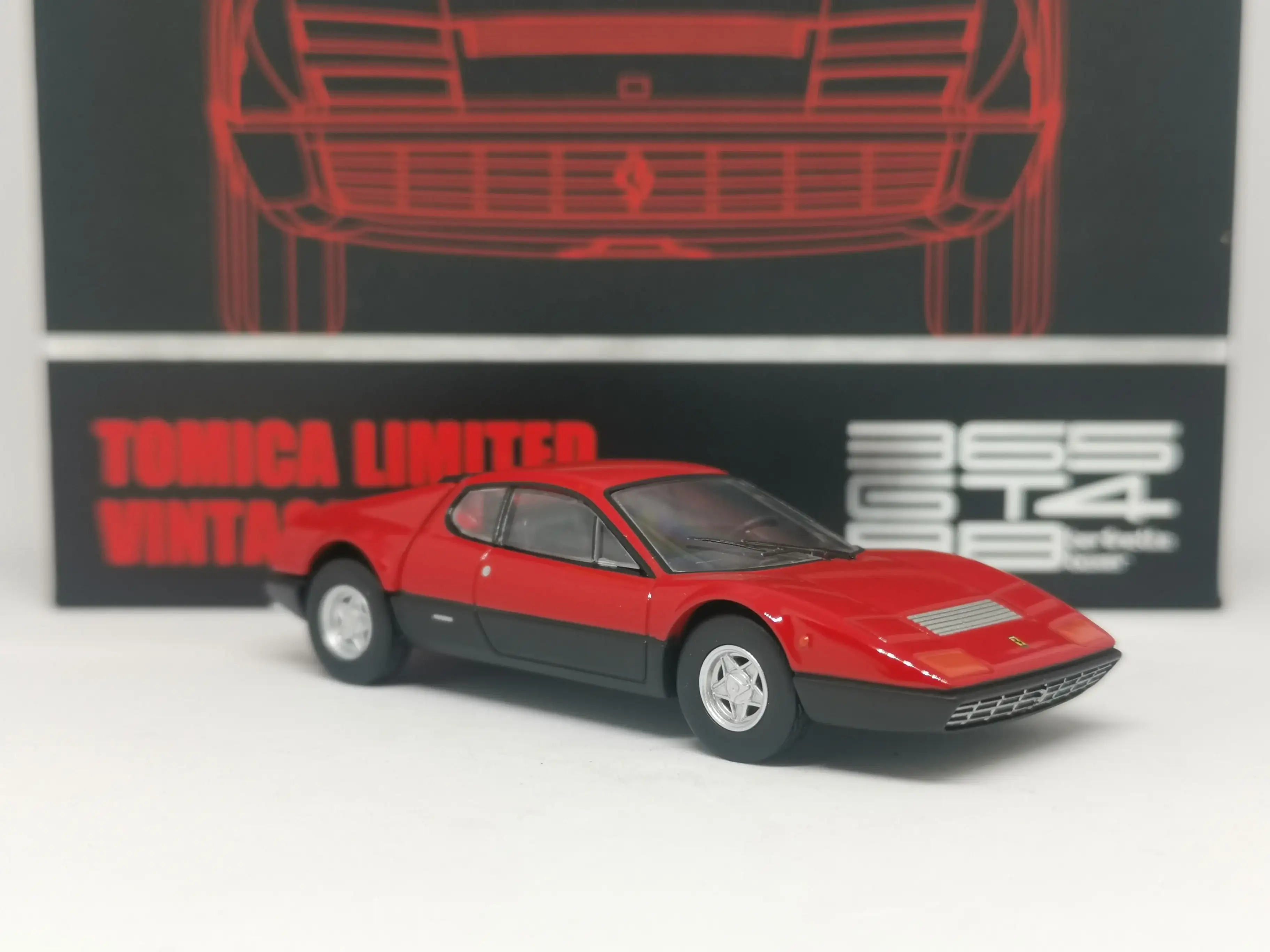 Tomica Limited Vintage Ferrari 365 GT4 BB (Red) - Image 2