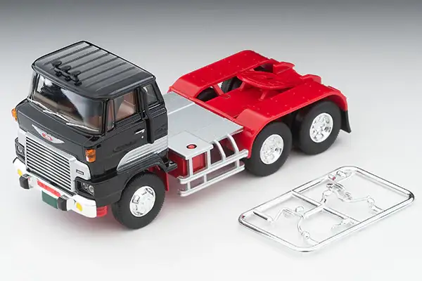 Tomica Limited Vintage Neo LV-N166b Hino HH341 tractor head (black) - Image 5