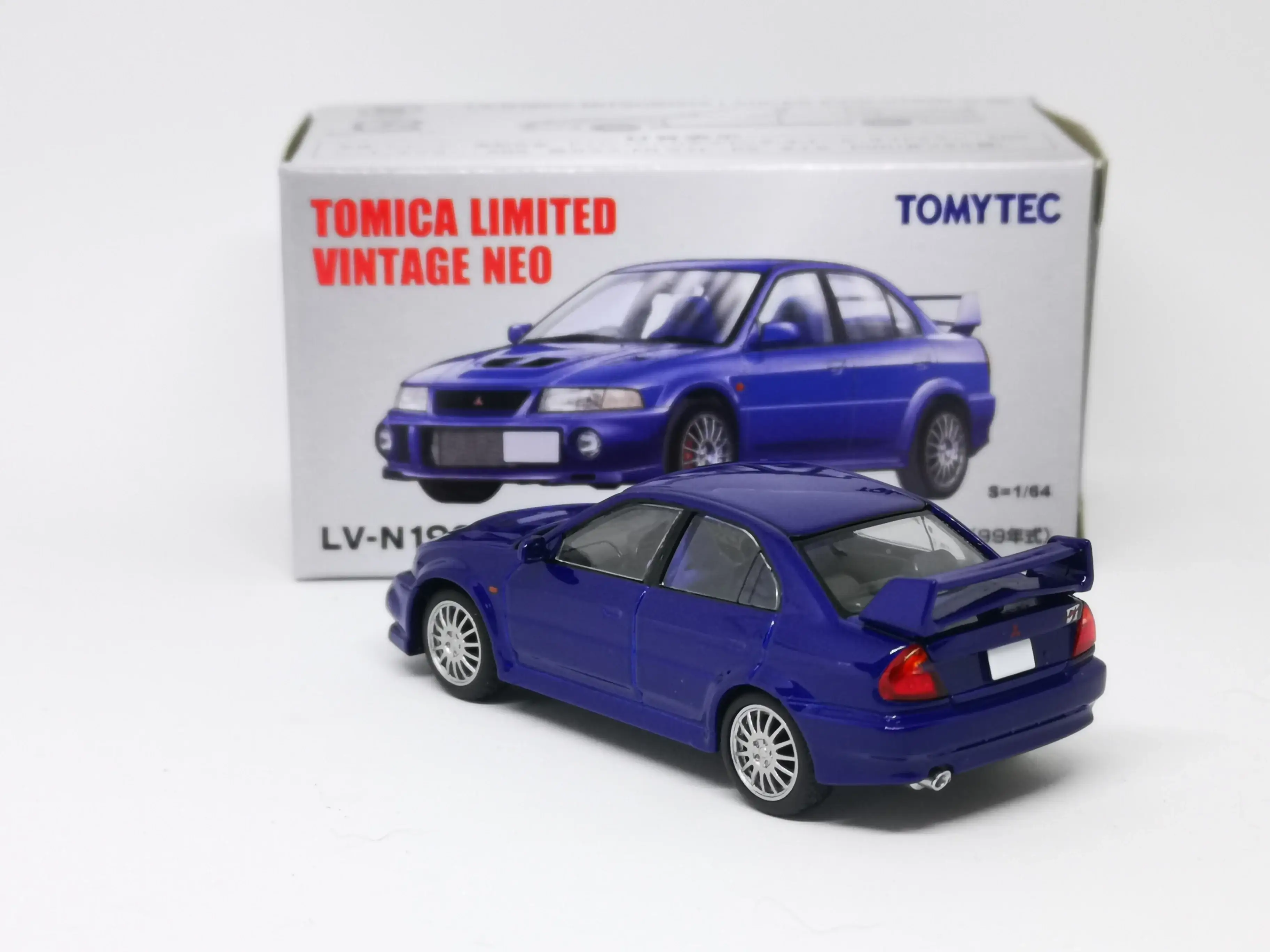 Tomica Limited Vintage Neo LV-N190c Mitsubishi GSR Evolution VI - Image 4