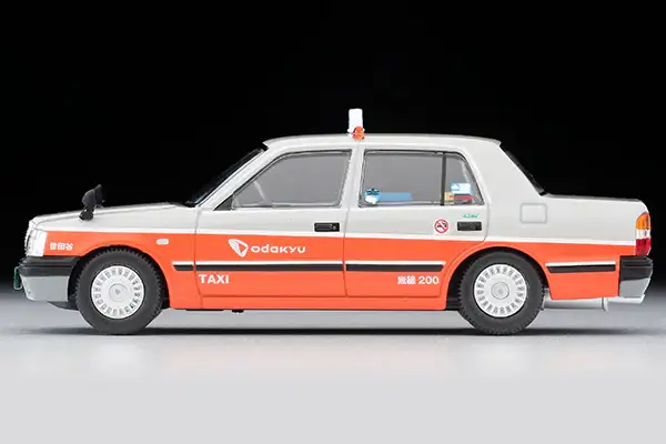 Tomica Limited Vintage Neo LV-N218b Toyota Crown Comfort Taxi (Odakyu Kotsu) - Image 3