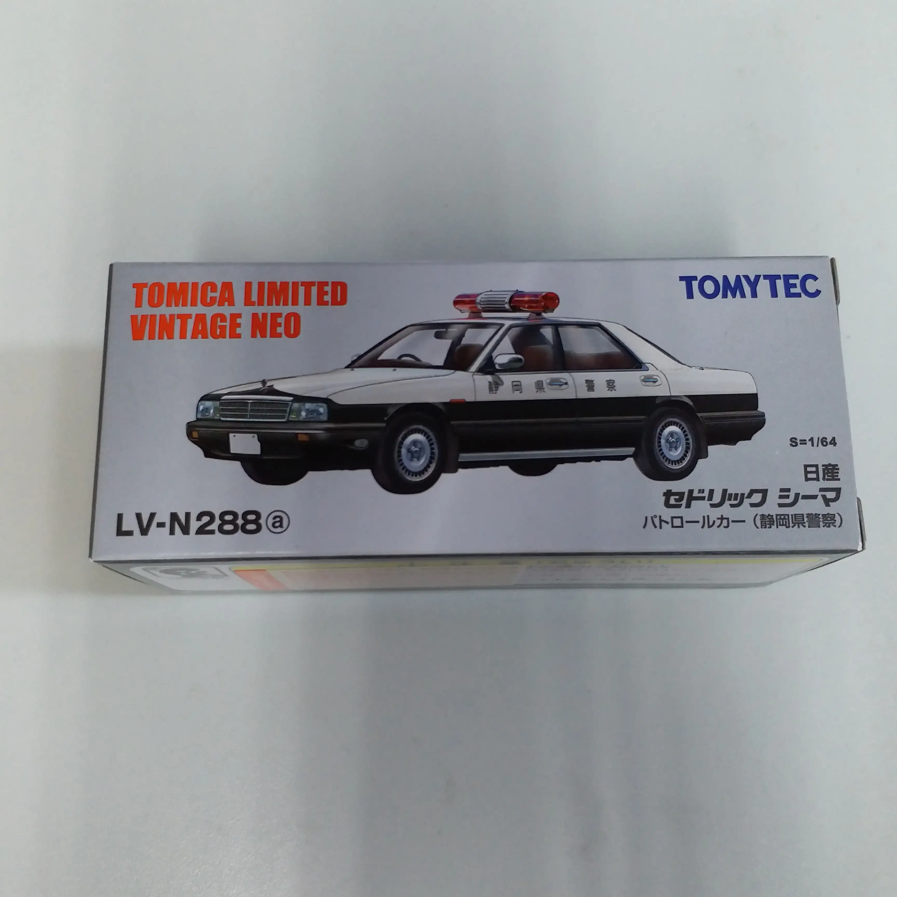 Tomica Limited Vintage Neo LV-N288a Nissan Cedric Cima Patrol Car (Shizuoka Prefectural Police) - Image 5