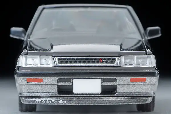 Tomica Limited Vintage Neo LV-N301b NISSAN SKYLINE 4DOOR HT GTS TWINCAM 24V (BLACK/SILVER) - Image 6