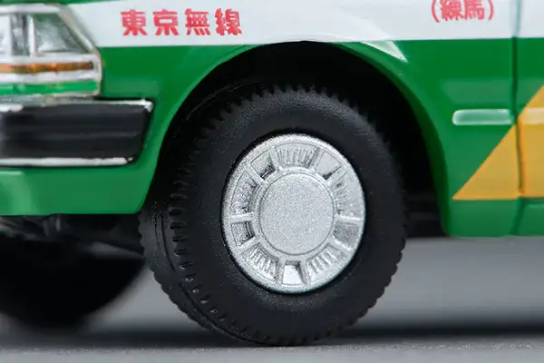 Tomica Limited Vintage Neo LV-N307a Nissan Cedric Wagon Tokyo Radio Taxi - Image 5