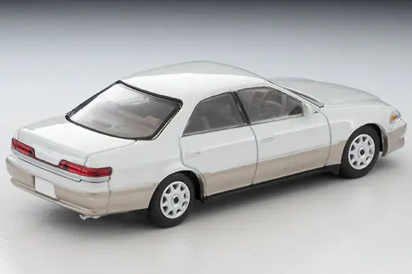 Tomica Limited Vintage Neo LV-N311c Toyota Mark II 2.5 Grande 1998 model (white/gold) - Image 2