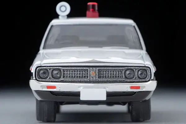 Tomica Limited Vintage Neo LV-N315a Nissan Skyline 2000GT Patrol Car (Metropolitan Police Department) 1976 model - Image 5