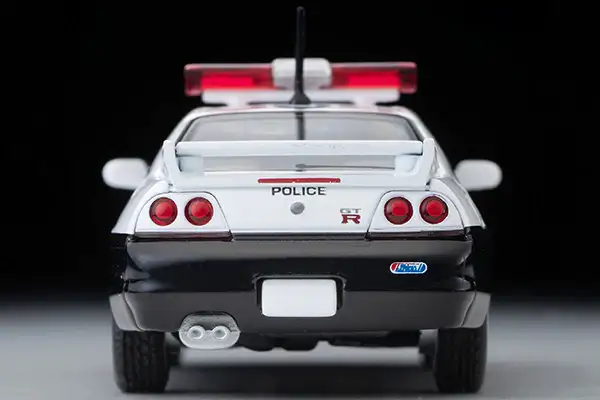 Tomica Limited Vintage Neo LV-N322a Nissan Skyline GT-R Patrol Car (Saitama Prefectural Police) - Image 3