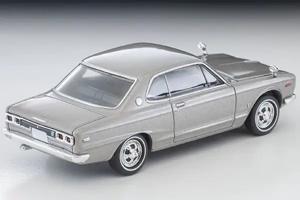 Tomica Limited Vintage Neo LV-N357a Nissan Skyline Hardtop 2000GT (Silver) - Image 2