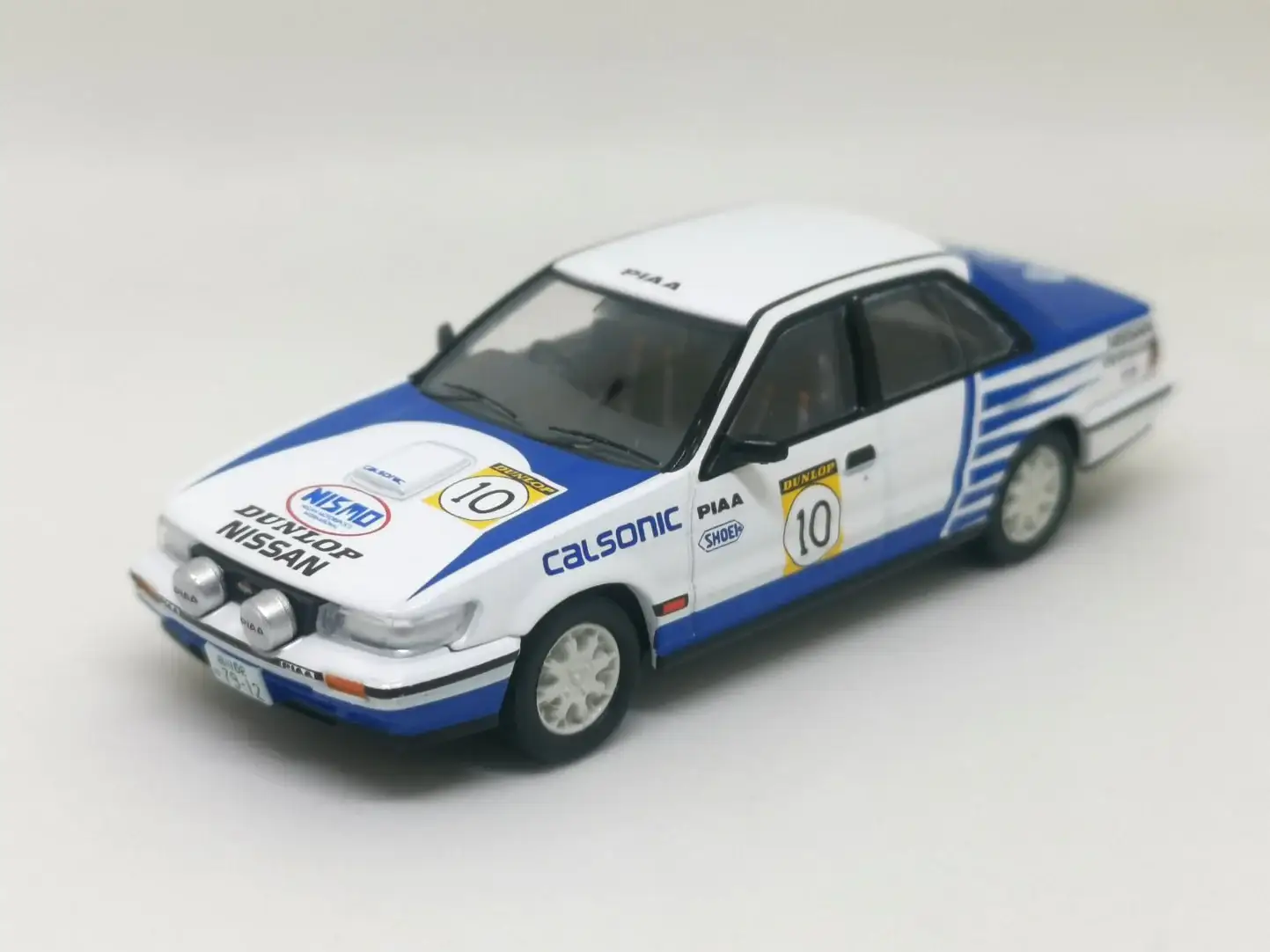 Tomica Limited Vintage Neo Nissan Blue Bird SSS R Calsonic #10 - Image 2