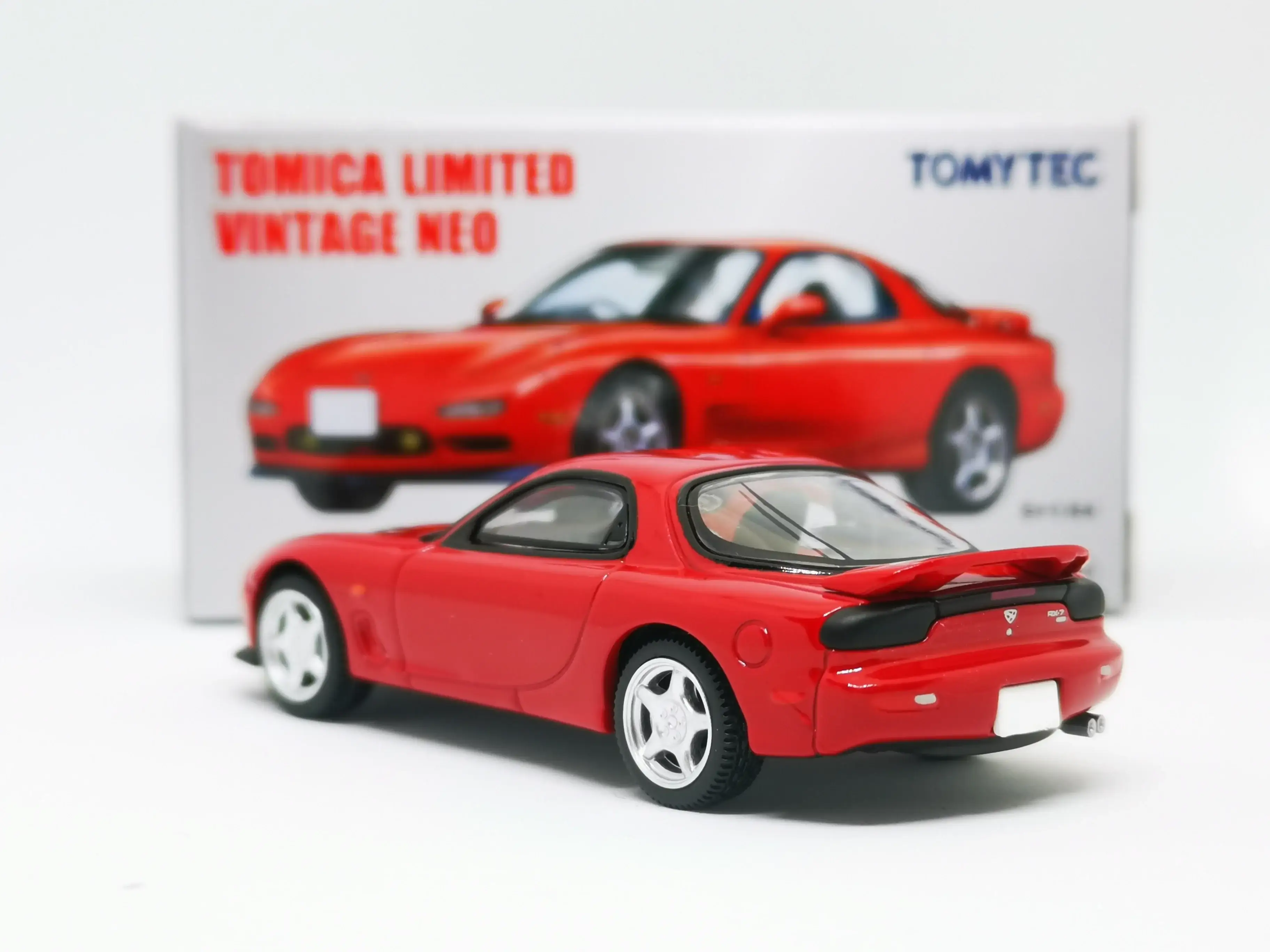 Tomica Limited Vintage Neo The Japanese Car Era Vol.13 Mazda RX-7 FD3S - Image 3