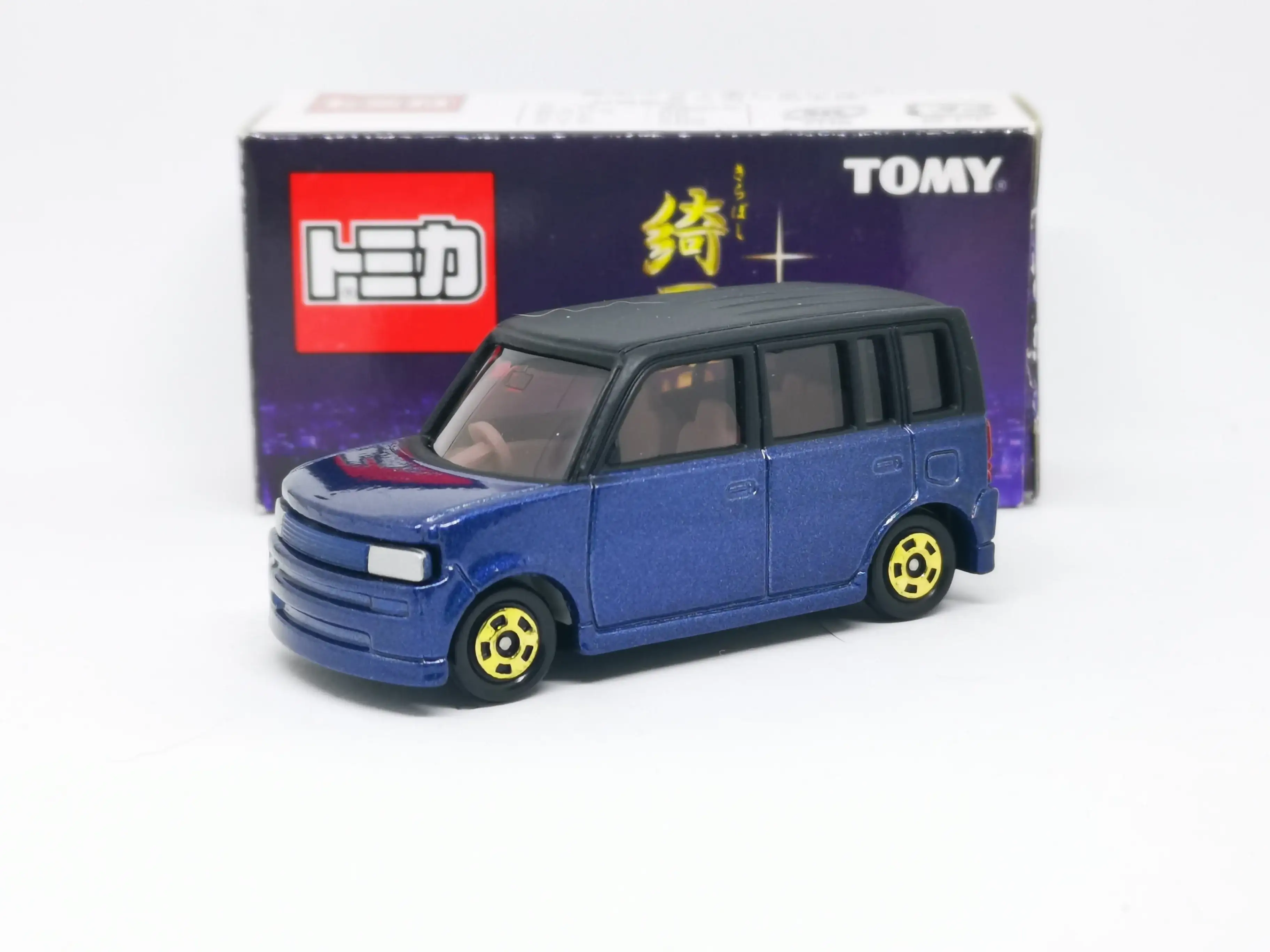Tomica Lottery Toyota Bb Scion Xb