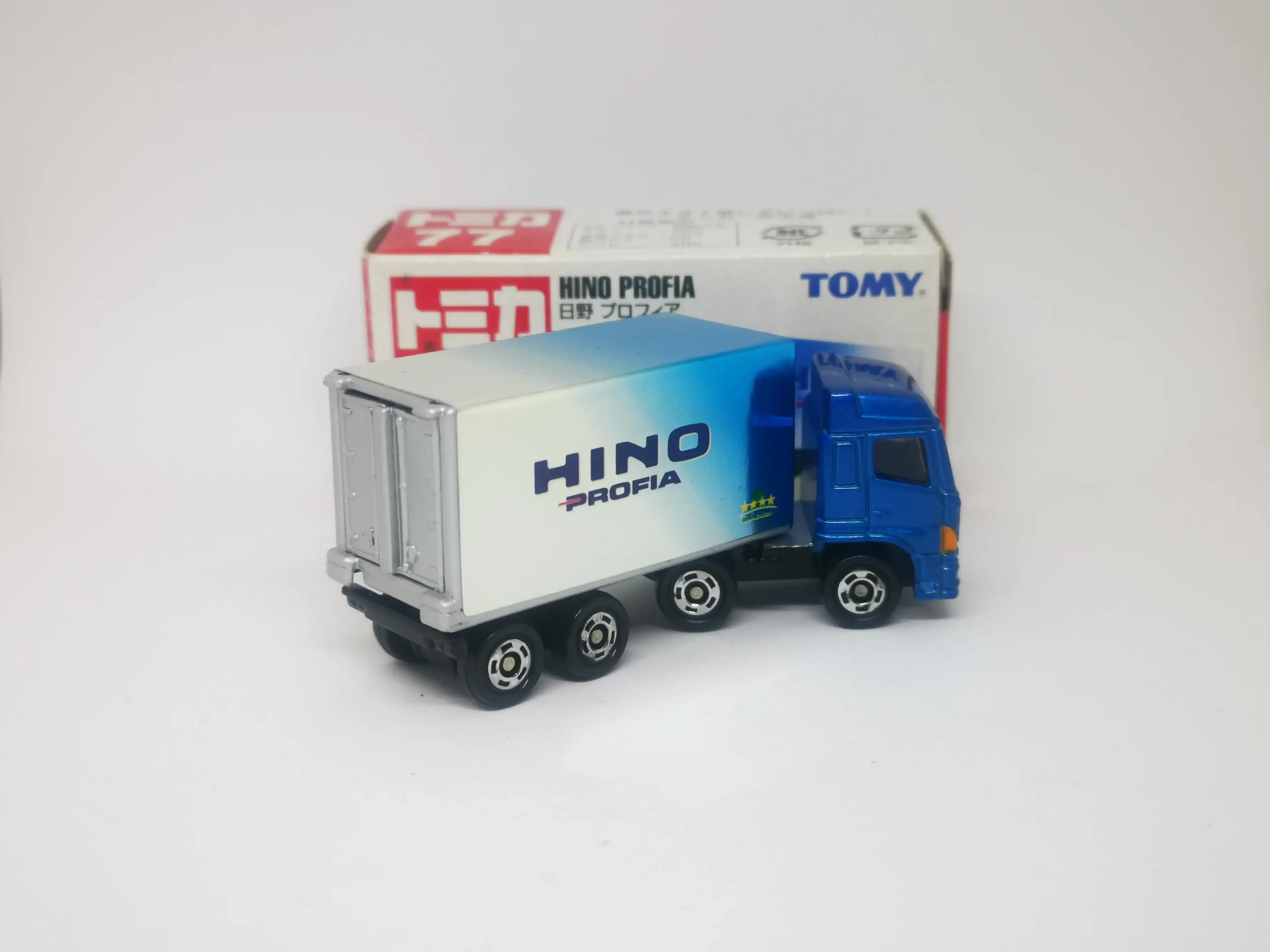 Tomica No.77 Hino Profia Truck - Image 2