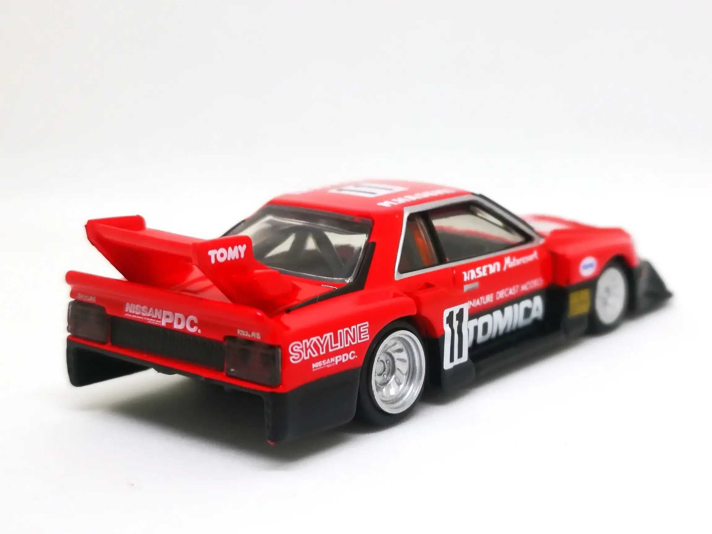 Tomica Premium 01 Nissan Skyline Turbo Super Silhouette 1:67 SCALE NEW IN Box - Image 4