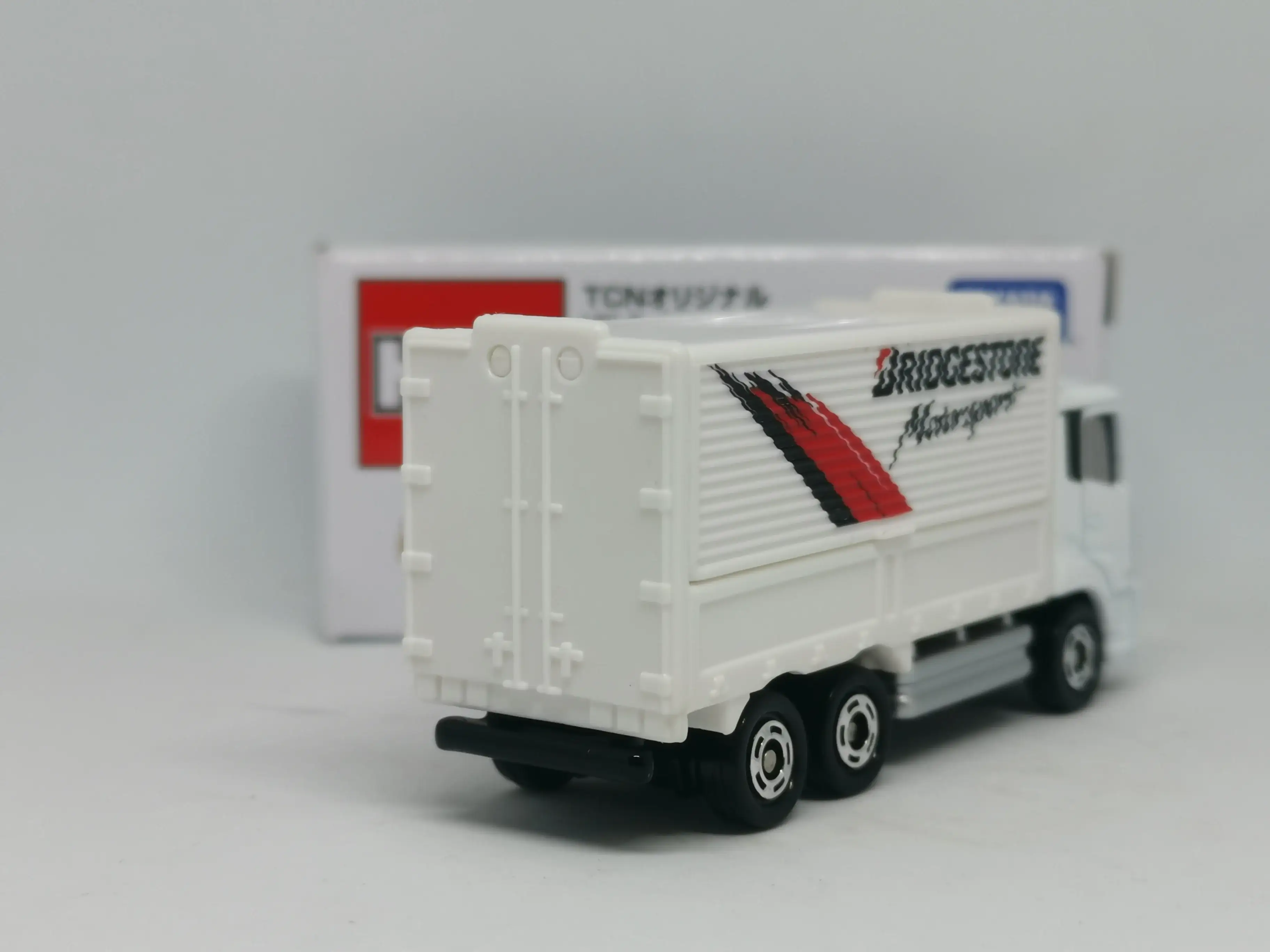 Tomica TCN shop exclusive Bridgestone Nissan Diesel Truck - Image 2