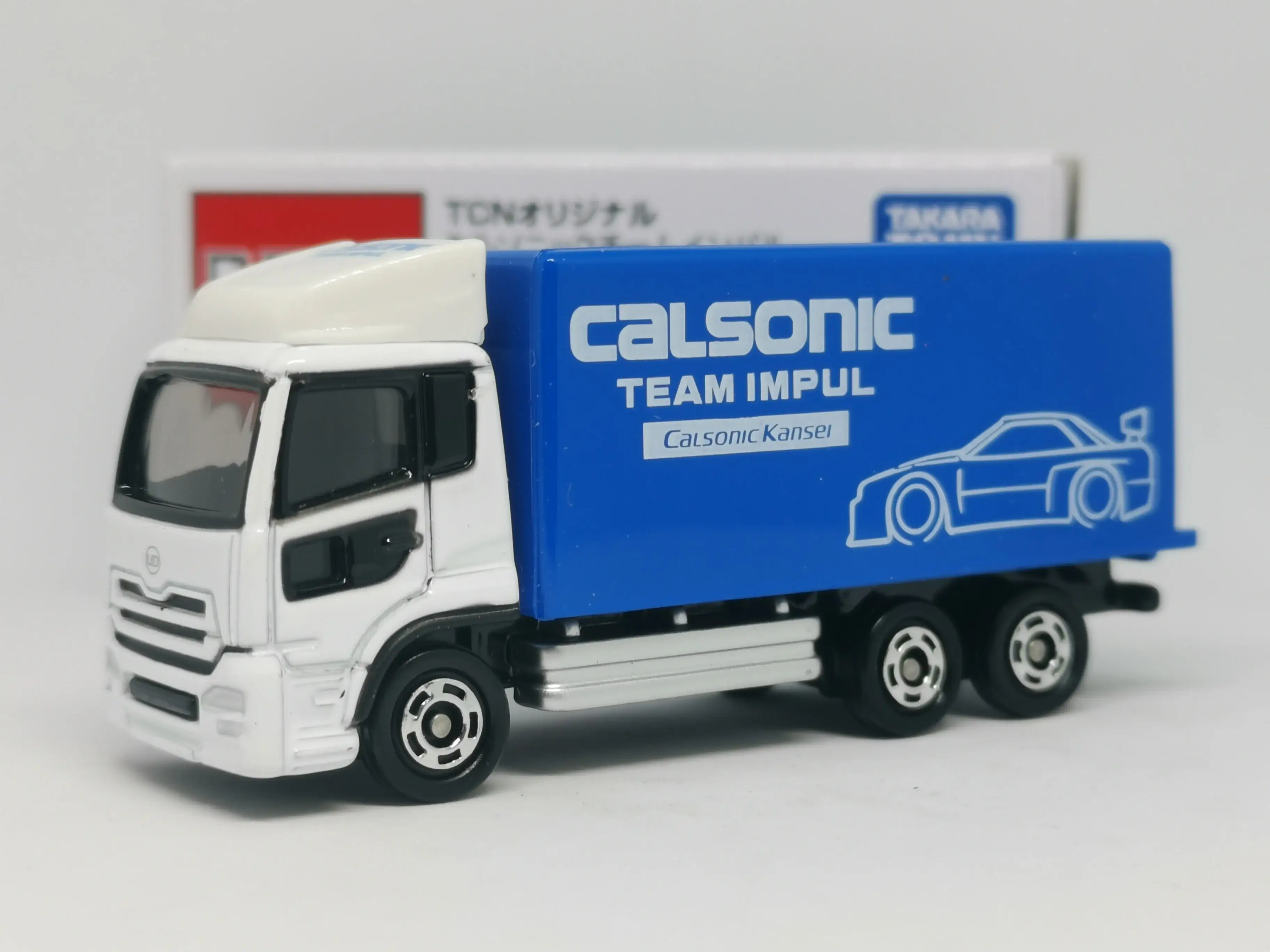 Tomica TCN shop exclusive Calsonic Team Impul Nissan Diesel Truck - Image 2
