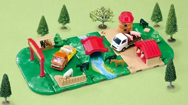 Tomica & Town Lively Ranch Set - Image 2