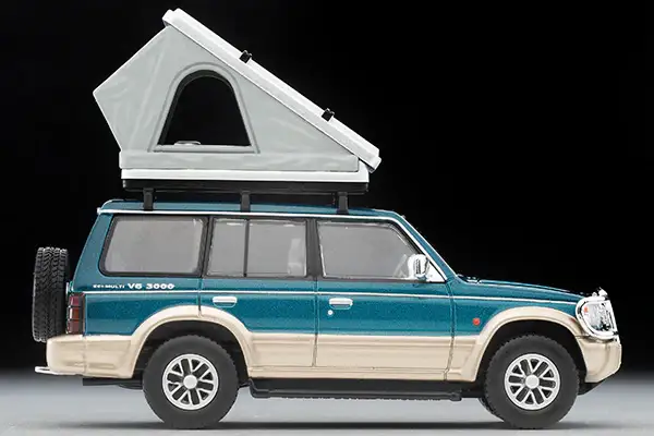 Tomytec Limited Vintage Neo LV-N206c Mitsubishi Pajero Mid Roof Wide VR with optional parts (green/beige) 1991 model with tent and figure - Image 4