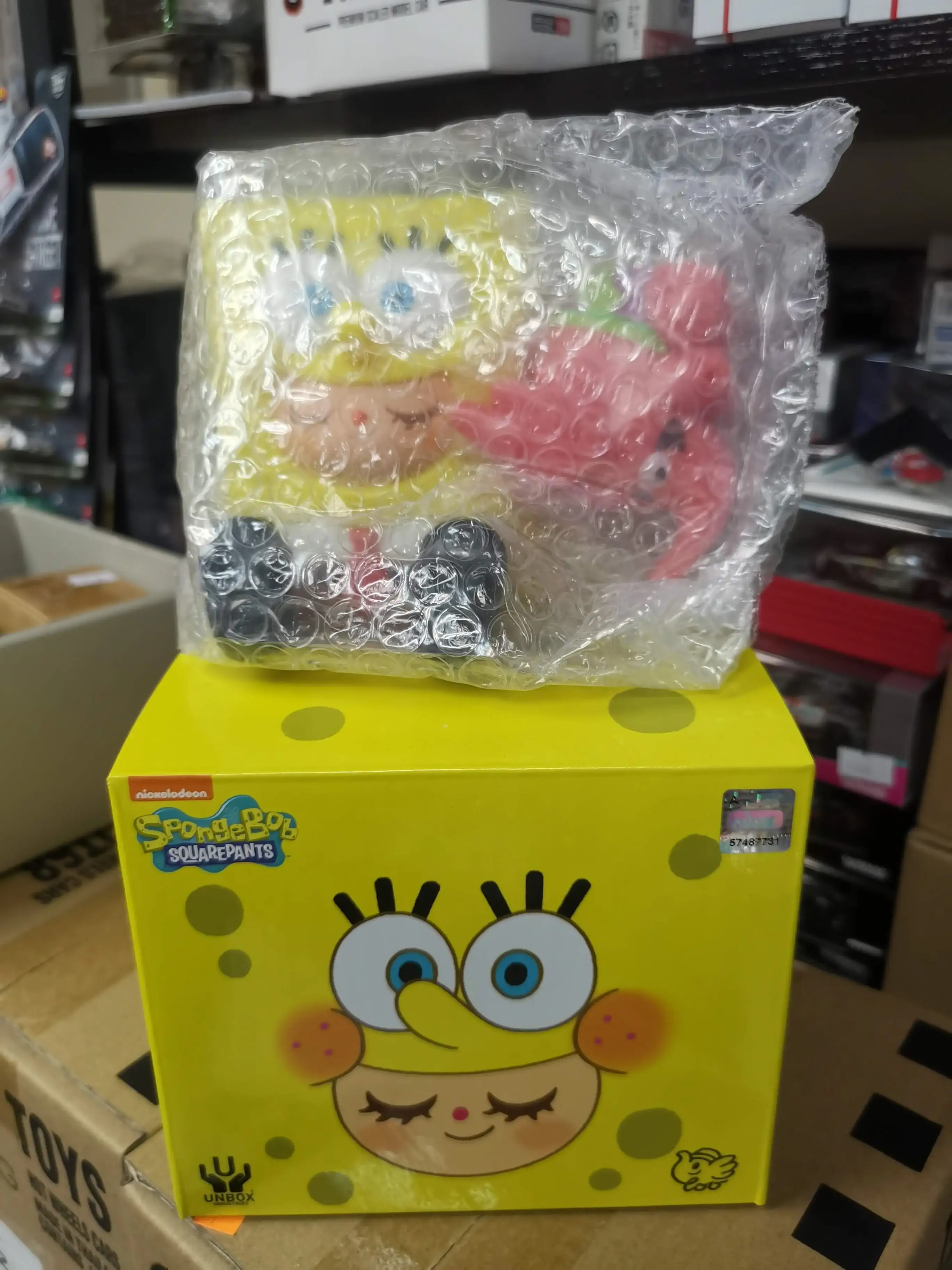 Unbox Industries Greenie & Elfie SpongeBob - Image 4